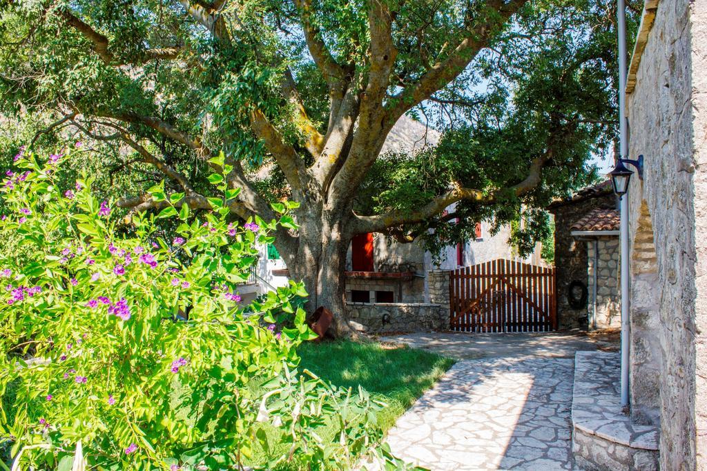 Menelia Cottage Platistoma Phòng bức ảnh